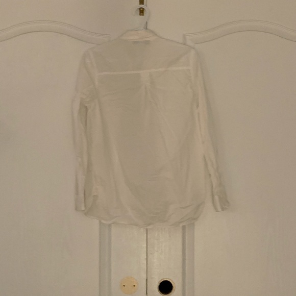 White classic button down shirt - Picture 2 of 5